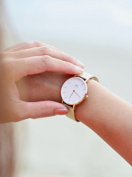 Daniel Wellington Daniel Wellington Petite Melrose ženski sat od ružičastog zlata