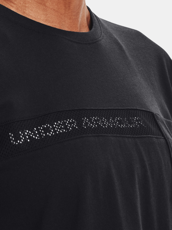 Under Armour Ženske majice Under Armour Live Pocket Mesh Graphic SS