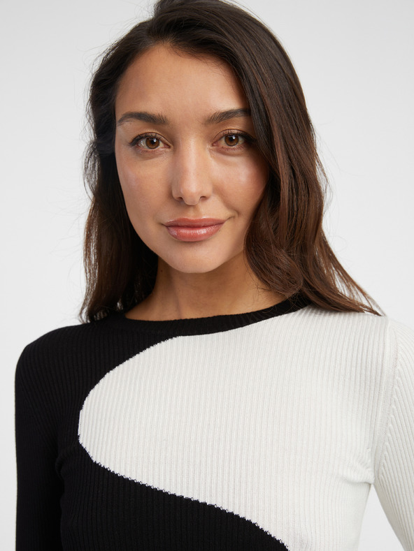 ONLY Bijelo-crni ženski pulover s uzorkom ONLY Polly