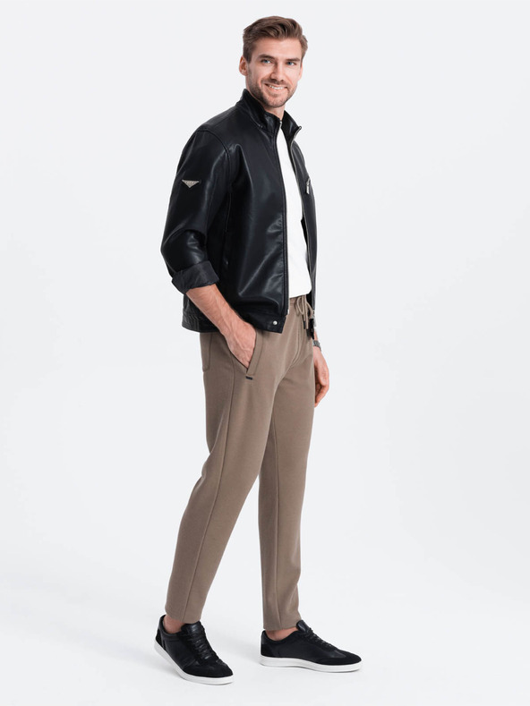 Ombre Clothing Smeđe muške osnovne trenirke Ombre Clothing