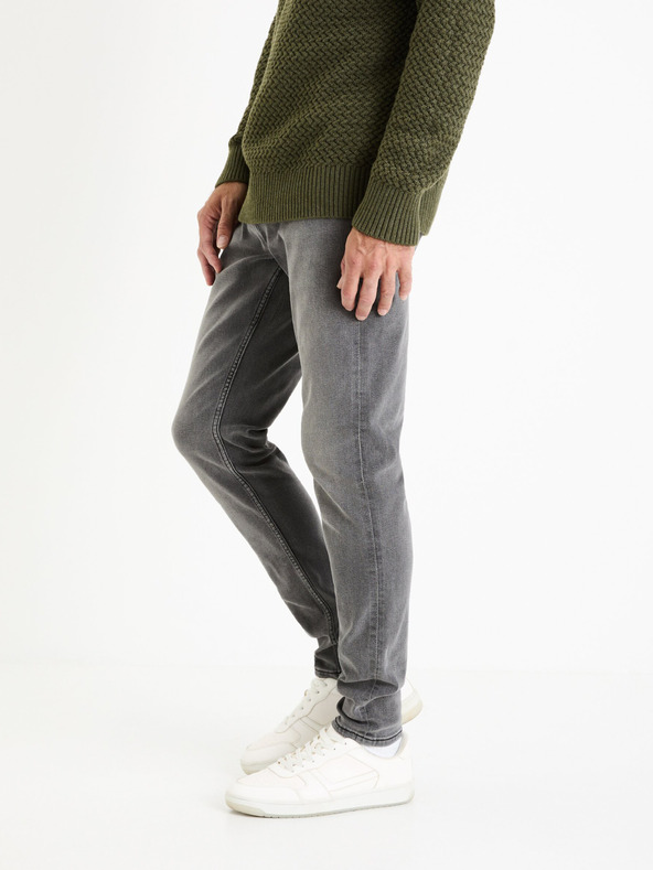 Celio Foskinny1 Traperice