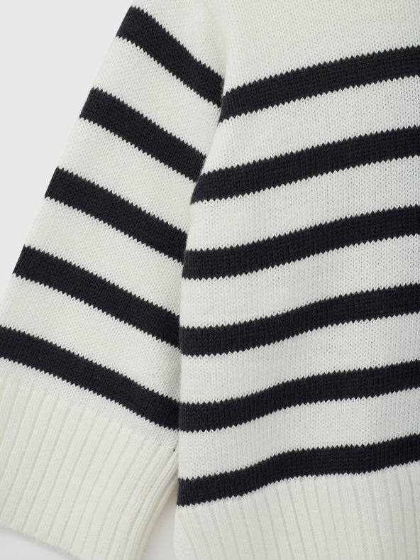 GAP Baby prugasti pulover GAP