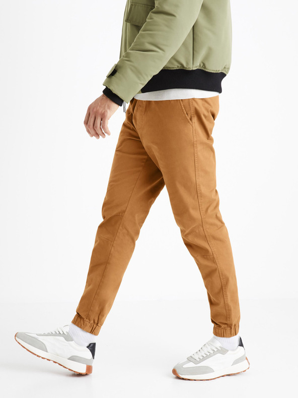 Celio Celio Voyage smeđe muške hlače