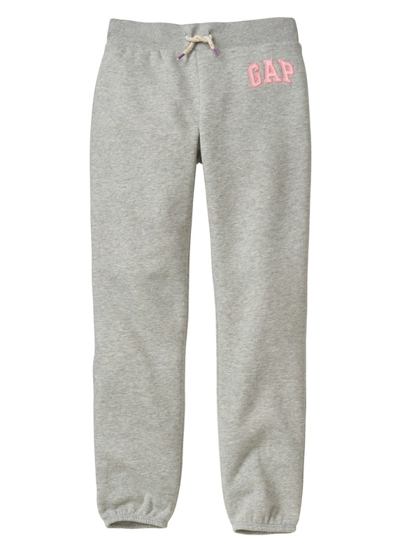 GAP Dječje trenirke s logom GAP