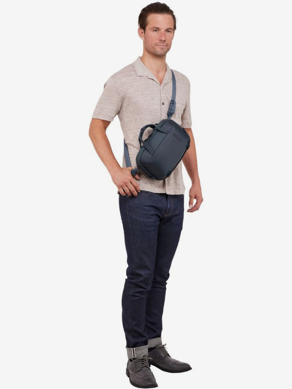 Thule Tamno siva torba za rame Thule Subterra 2 5 l