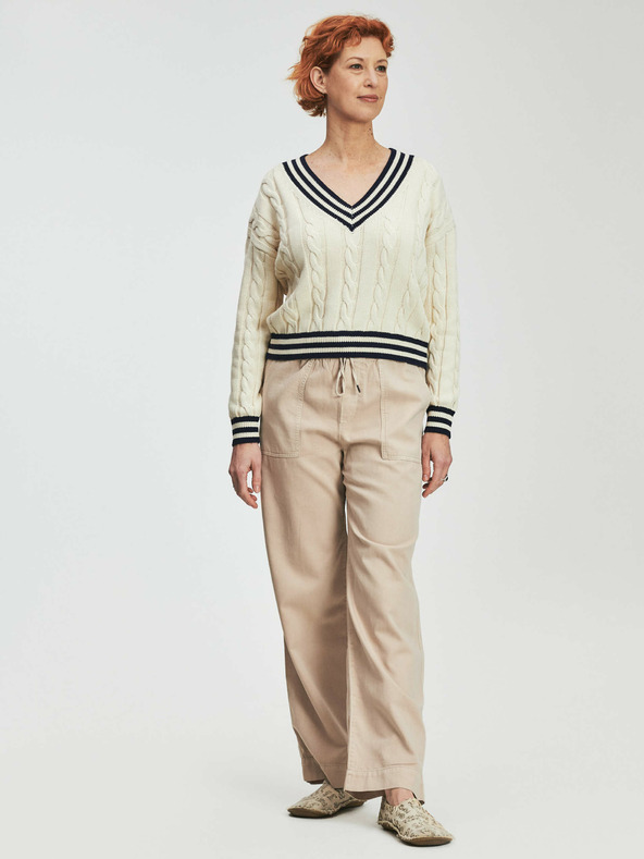 GAP Široke hlače GAP