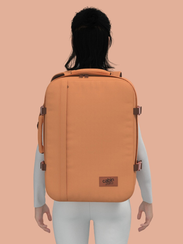 CabinZero Smeđi ženski ruksak CabinZero Classic 44L Gobi sands