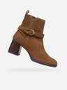 Geox Smeđe ženske gležnjače Geox Walk Pleasure 55