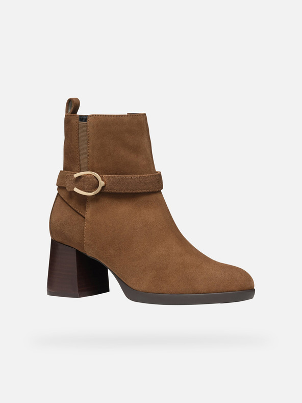 Geox Smeđe ženske gležnjače Geox Walk Pleasure 55