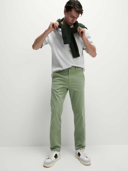 Marks & Spencer Zelene rastezljive kratke hlače Marks & Spencer redovnog kroja