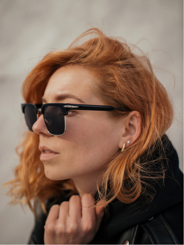 VEYREY VeyRey Beckham Stitch crne polarizirane sunčane naočale