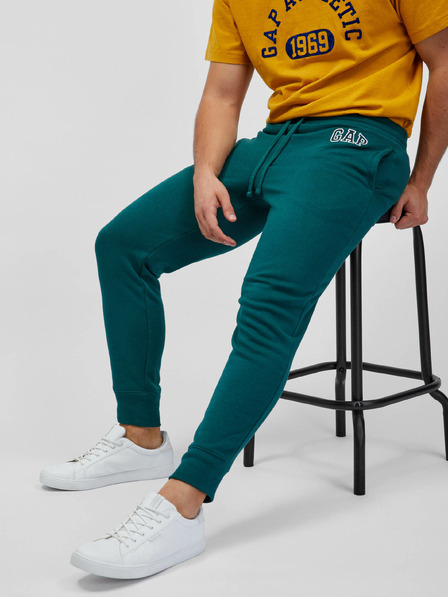 GAP Trenirke s logom Gap GAP
