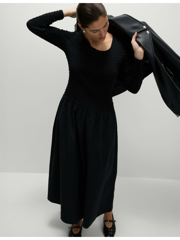 Marks & Spencer Marks & Spencer crna midi haljina spuštenog struka od čistog pamuka
