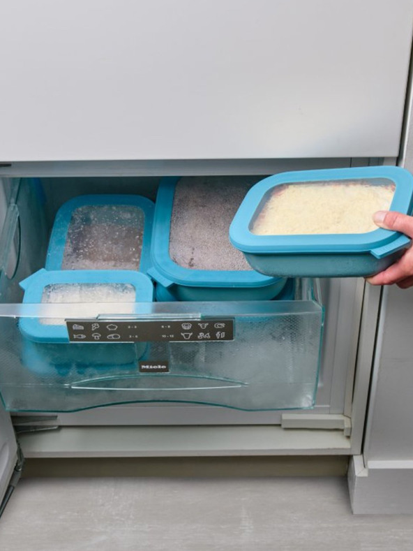 Mepal Set tri posude u sivoj boji Mepal Cirqula (500 + 1000 + 2000 ml)