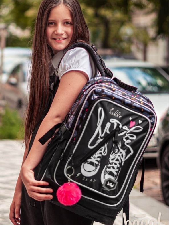 BAAGL  Crni školski ruksak Cubic Sneakers Baagl