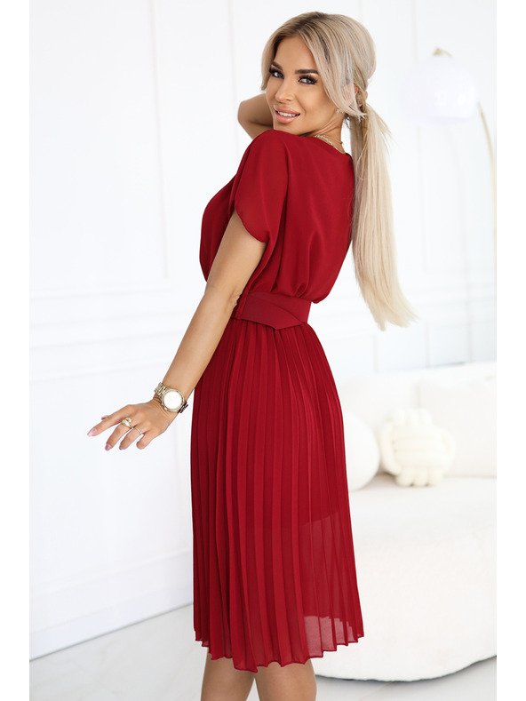 numoco 465-5 MIA Nabrane šifon midi haljine s širokim pojasom - vinsko crvena