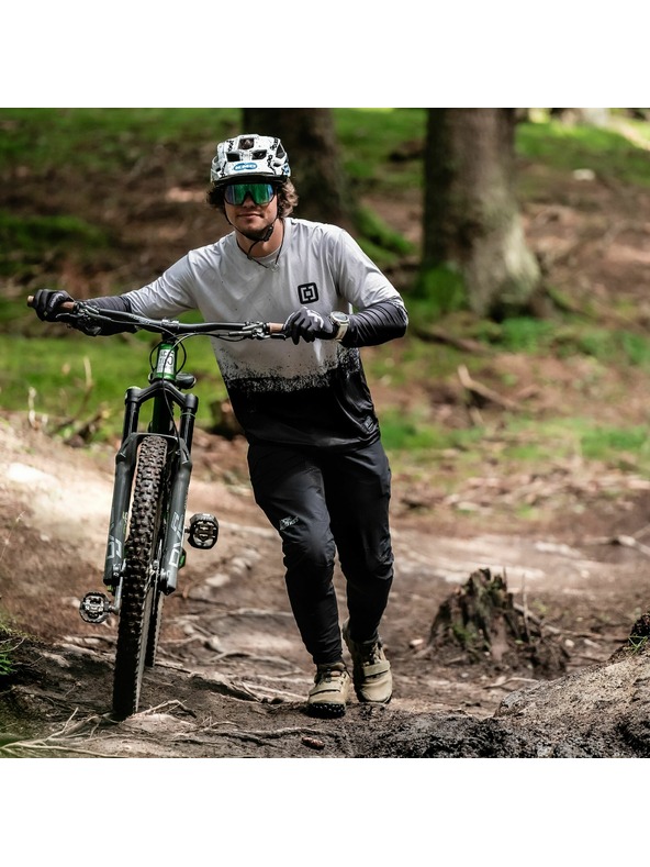 Horsefeathers Biciklističke hlače Stoker - crne HORSEFEATHERS