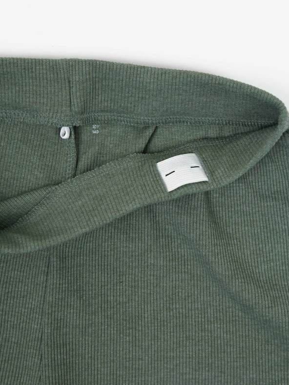 name it Tamno zelene djevojačke rebraste kratke hlače zovu je Tara