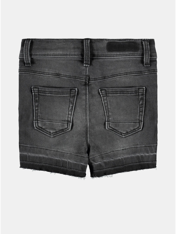 name it Traper kratke hlače za crnu djevojku zove se Salli