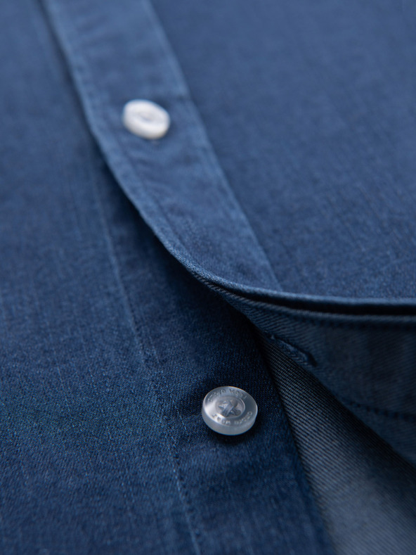 Ombre Clothing Muška traper košulja s lyocellom i vezenjem na prsima Ombre Clothing