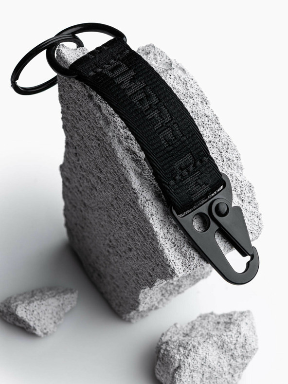 Ombre Clothing Muški privjesak za ključeve s karabinerom Ombre Clothing